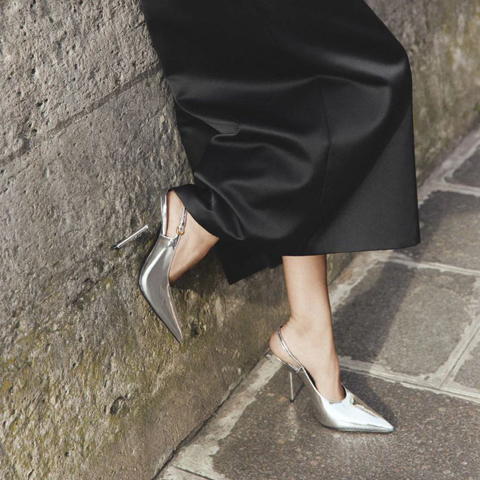 Larroudé x Altuzarra Pump In Silver Specchio - Image 5